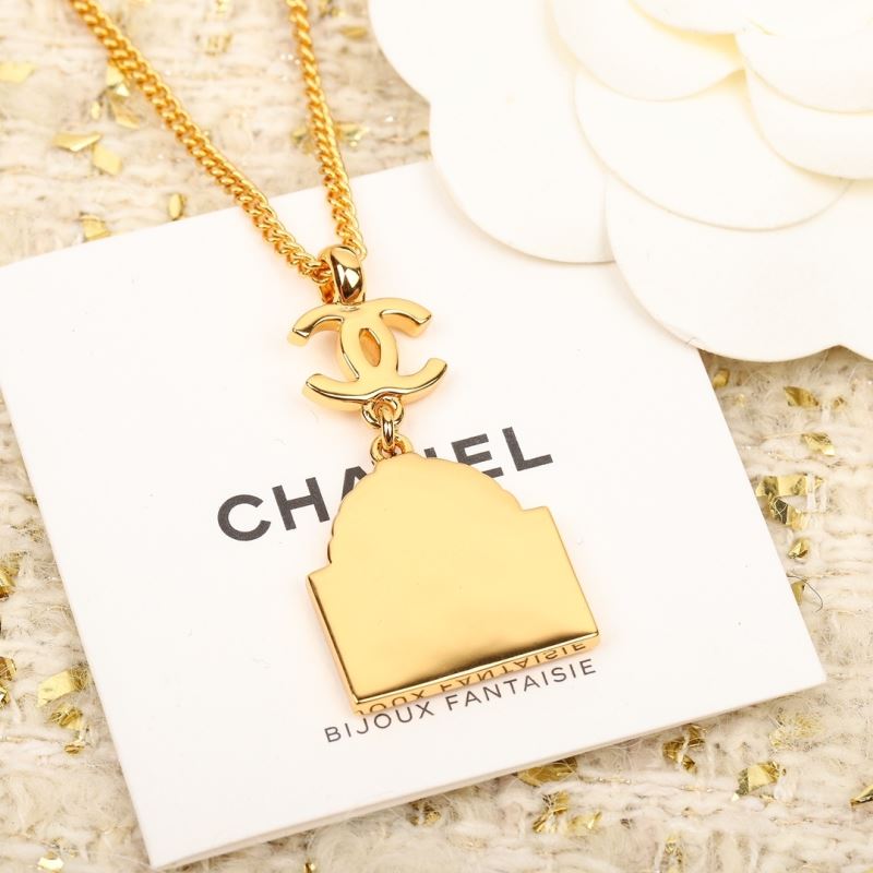 Chanel Necklaces